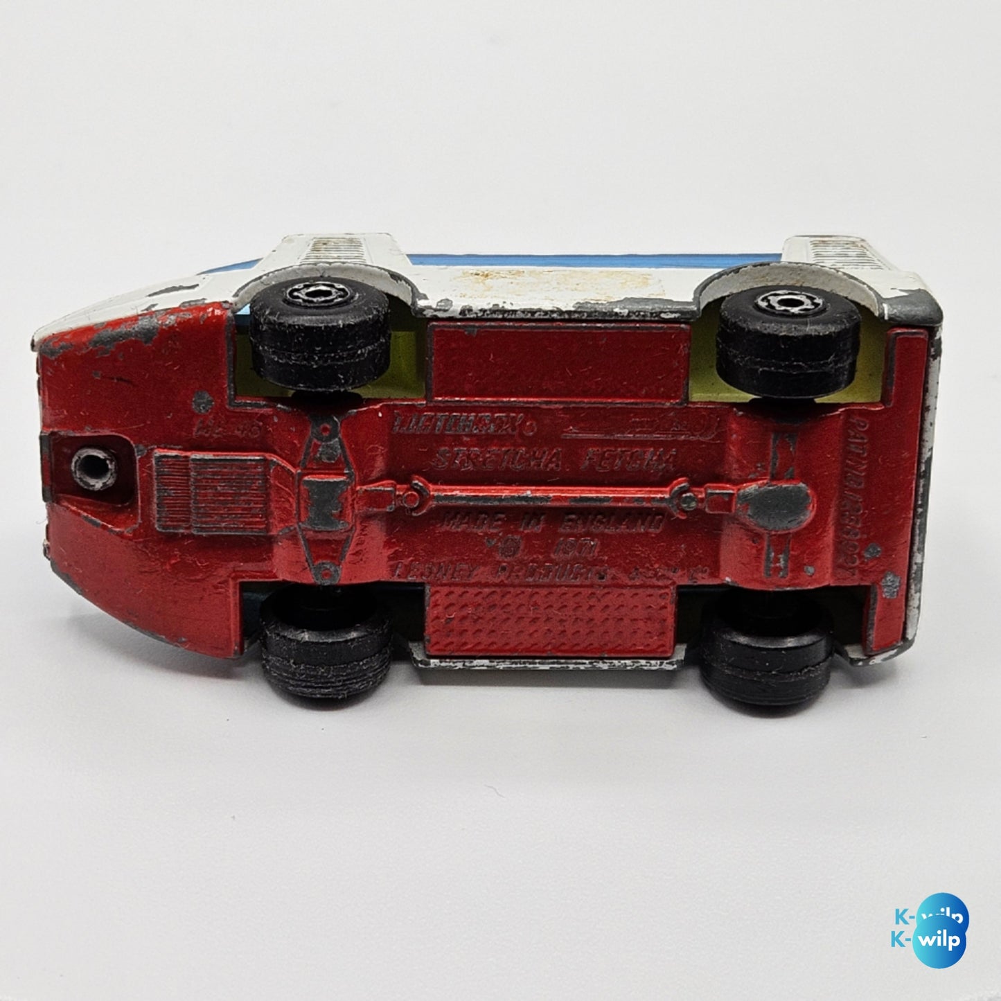 Stretcher Fetcha Ambulance #46 Matchbox Superfast 1:64 Lesney Scale Die-Cast (Loose)